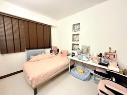 Blk 523D Tampines Greenleaf (Tampines), HDB 5 Rooms #587065341